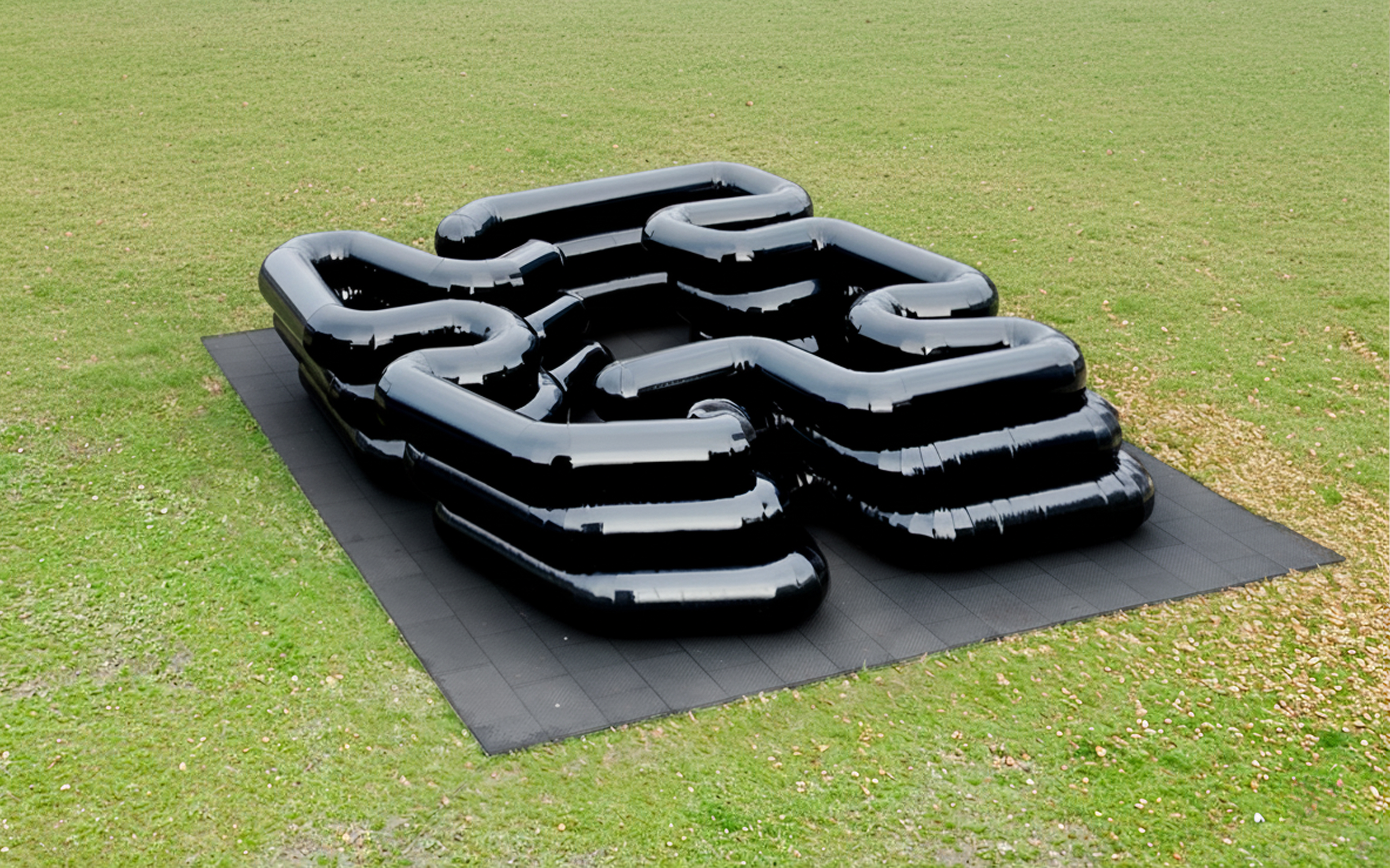 SONIC MAZE: An immersive crossover design defying limits for Dutch